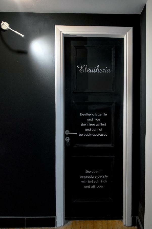 Home Plus Eleutheria Budget Room Athena Bagian luar foto
